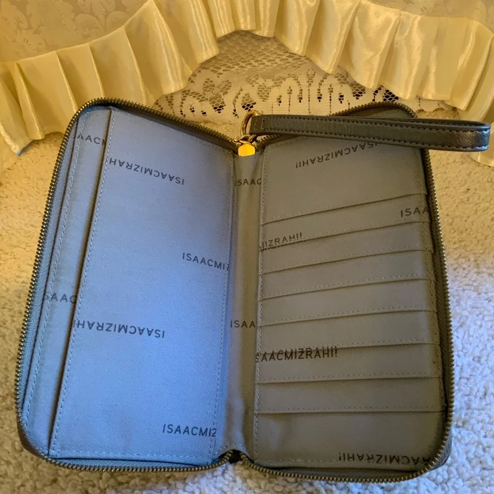 ISAAC MIZRAHI WRISTLET